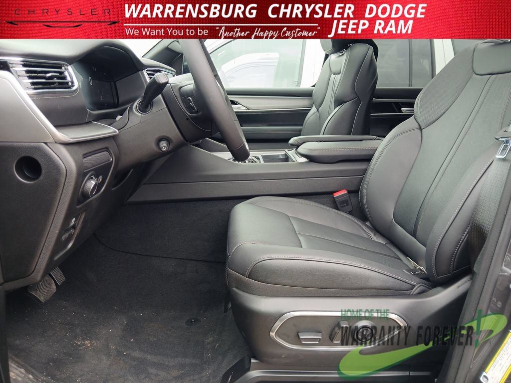 New 2026 Jeep Grand Wagoneer Limited AWD/4WD image 11
