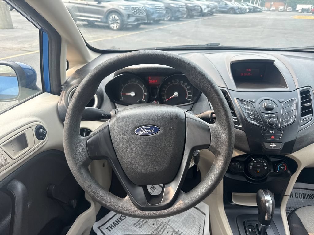 Used 2011 Ford Fiesta S FWD image 16