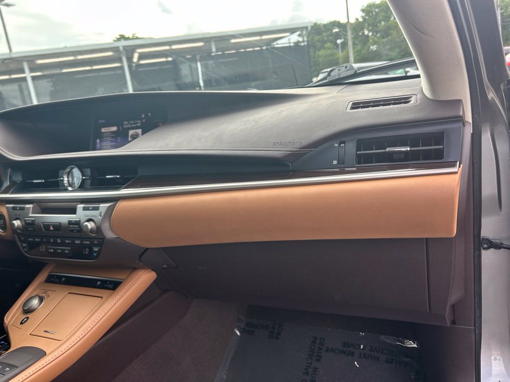 Used 2018 Lexus ES 350 w/ Premier Package FWD image 24
