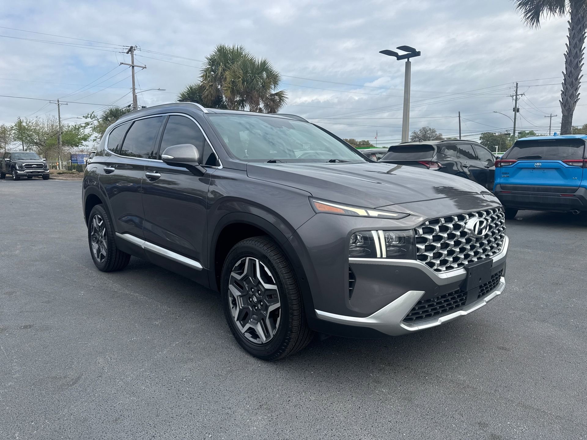 Used 2022 Hyundai Santa Fe Limited AWD/4WD image 1