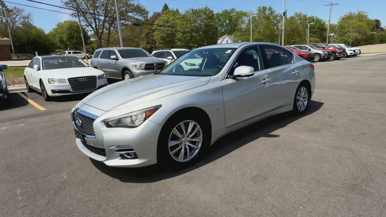 Used 2016 INFINITI Q50 Premium w/ Driver Assistance Package AWD/4WD image 4
