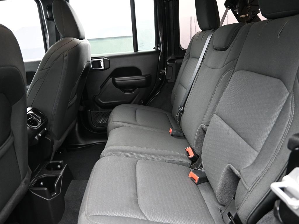 Certified 2022 Jeep Wrangler Unlimited Sport image 12