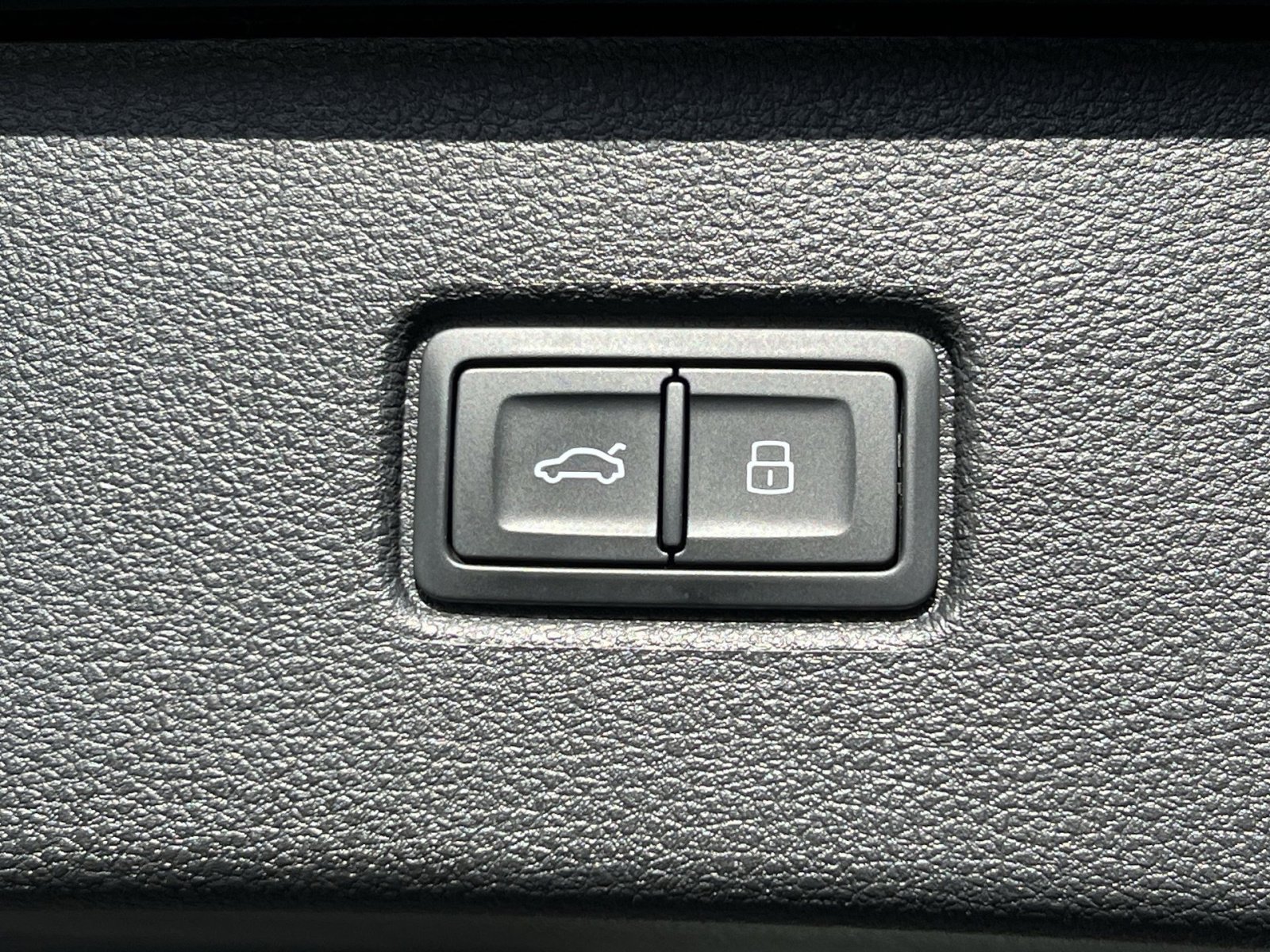 Used 2023 Audi Q7 3.0T Premium Plus image 26