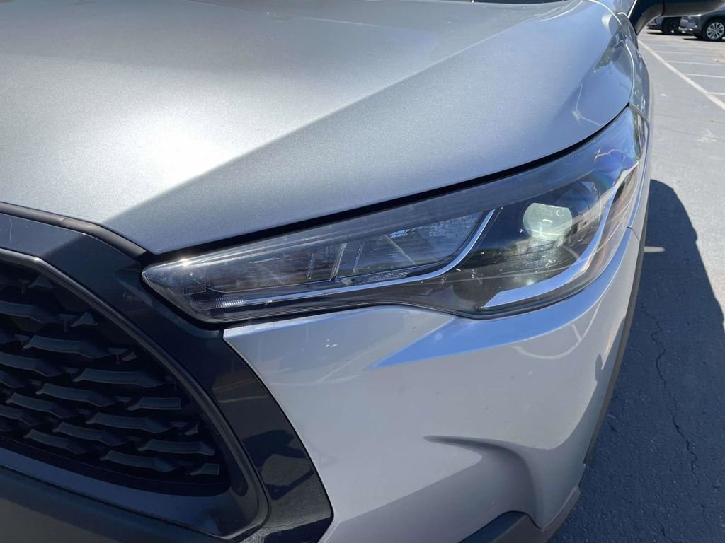 Used 2023 Toyota Corolla Cross LE FWD image 9