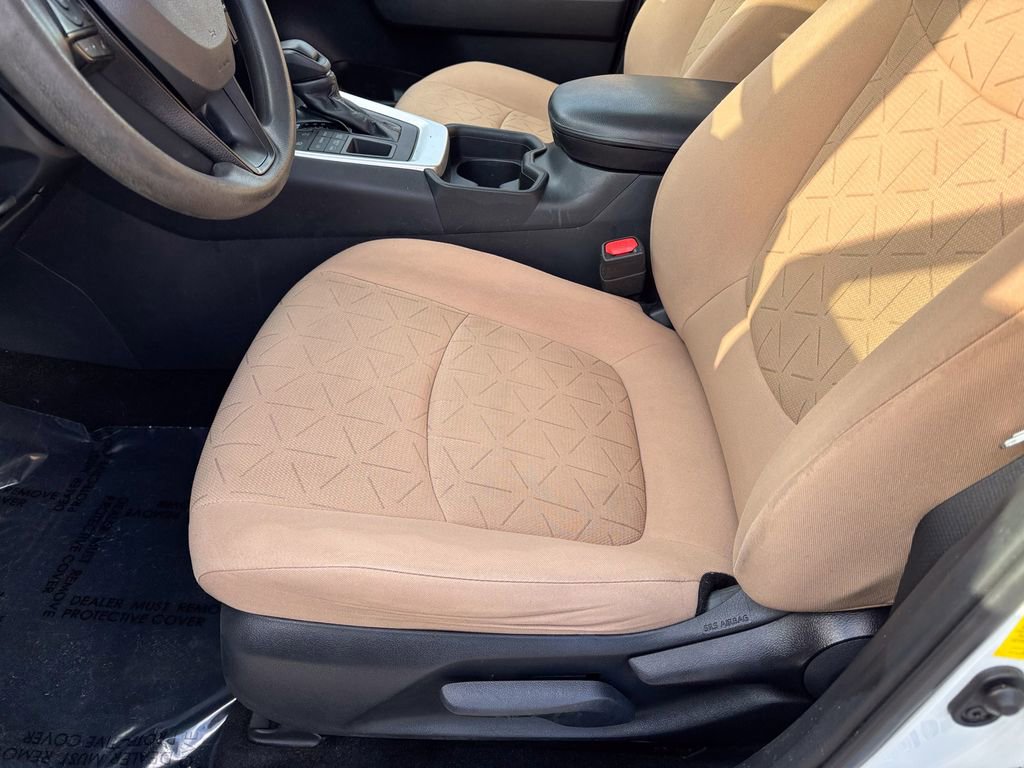 Used 2019 Toyota RAV4 XLE image 20