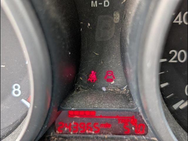 Used 2012 MAZDA MAZDA5 Sport FWD image 21