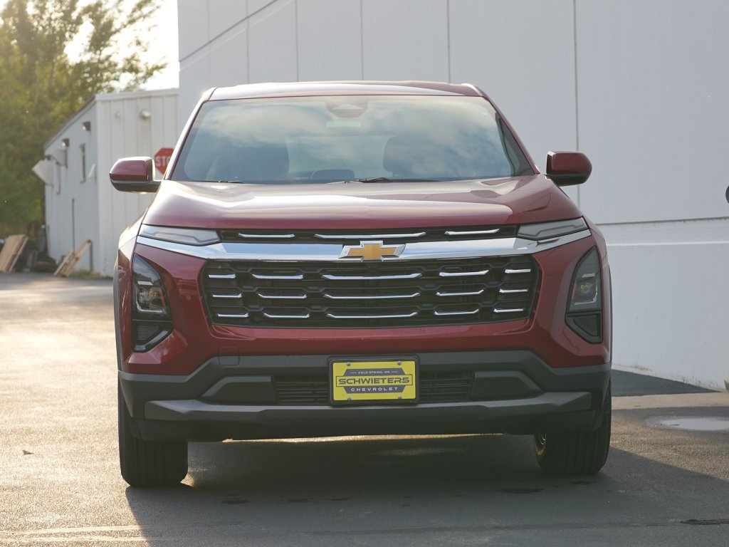 New 2027 Chevrolet Equinox LT w/ Convenience Package II AWD/4WD image 6