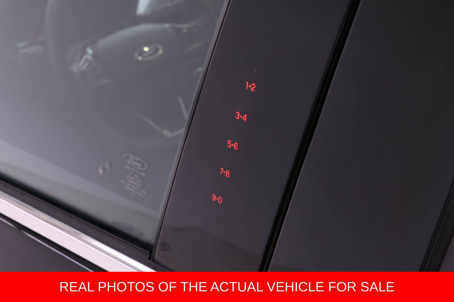 Used 2022 Ford Escape Titanium image 6