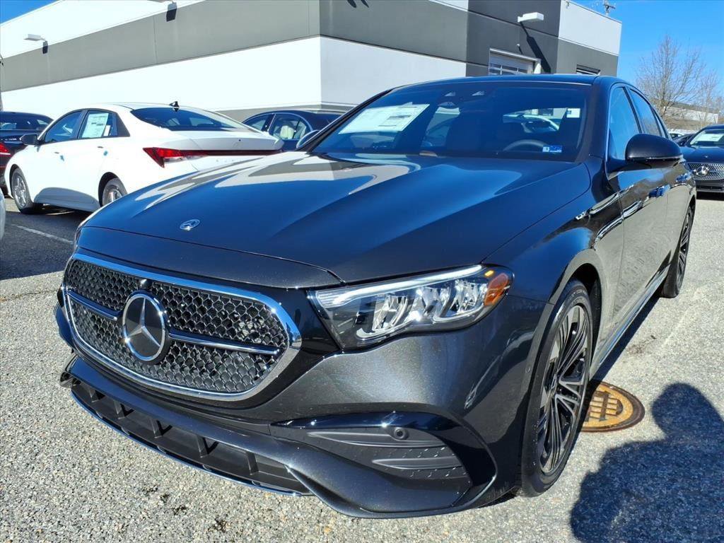 New 2026 Mercedes-Benz E 350 4MATIC Sedan image 4