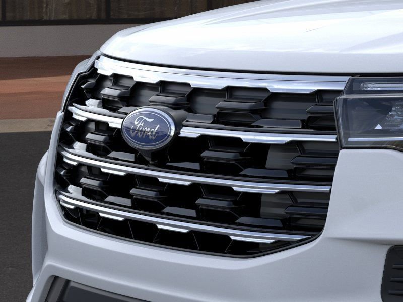 New 2026 Ford Explorer Active RWD image 17