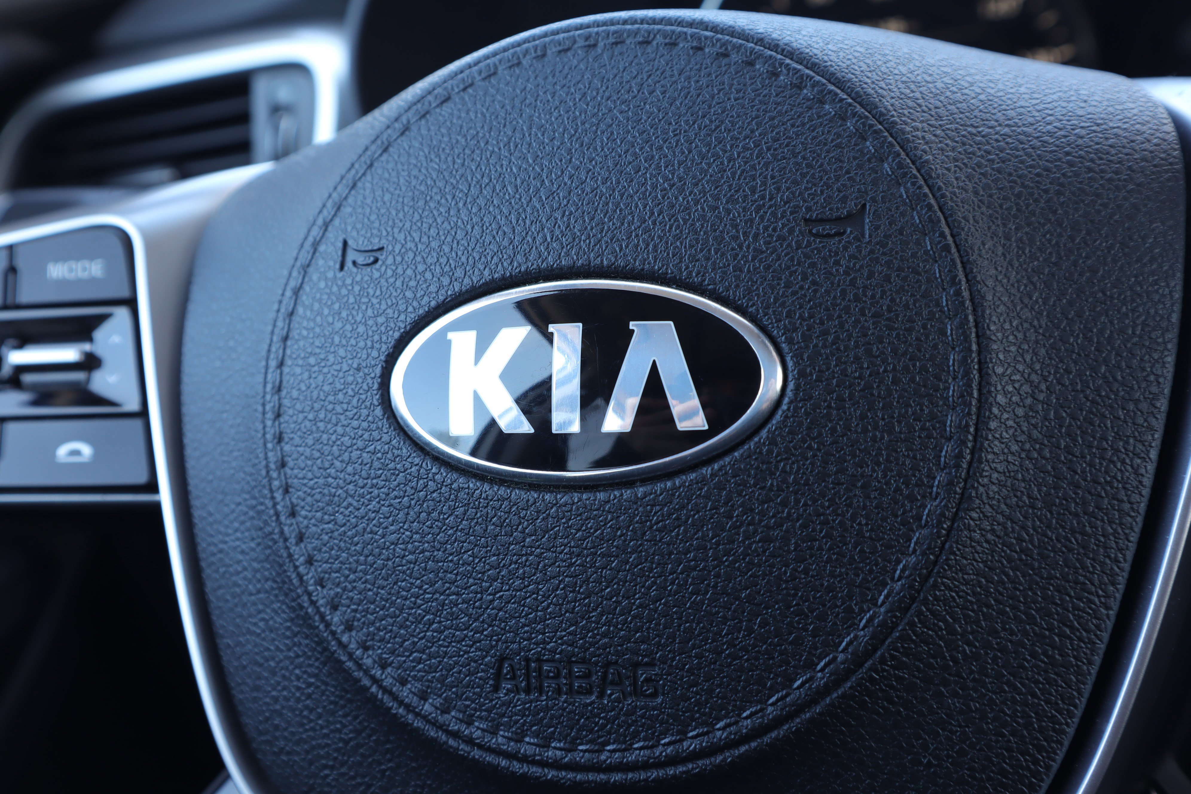 Used 2020 Kia Sorento EX image 29