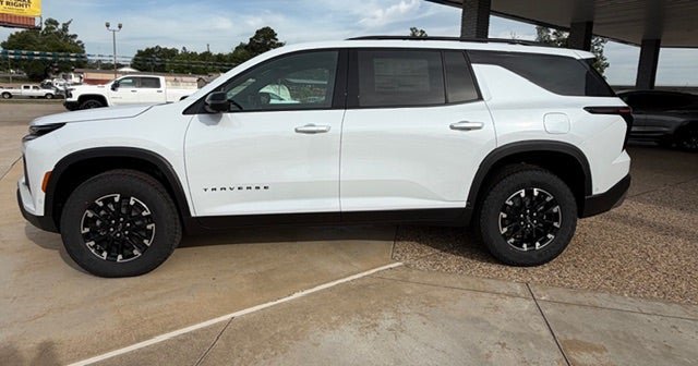 New 2026 Chevrolet Traverse Z71 w/ Enhanced Driving Package AWD/4WD image 4