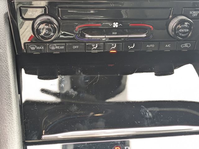 New 2026 Jeep Grand Cherokee L Laredo w/ Trailer Tow Package image 20
