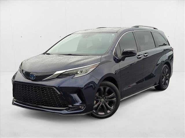 Certified 2022 Toyota Sienna XSE