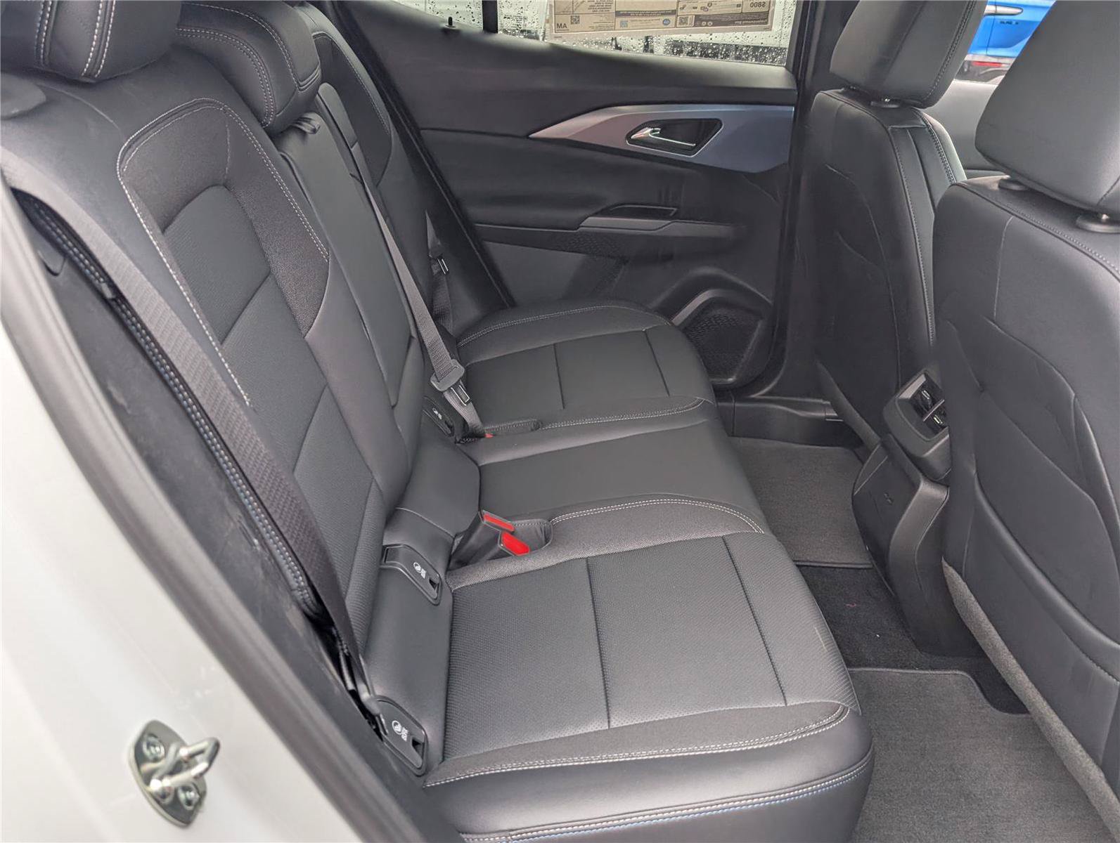New 2026 Chevrolet Equinox EV LT w/ LPO, Tech Bronze Package FWD image 7