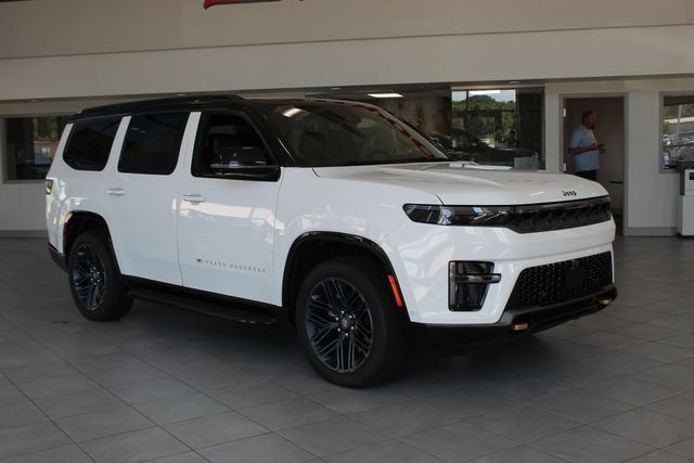 New 2026 Jeep Grand Wagoneer 4WD image 7