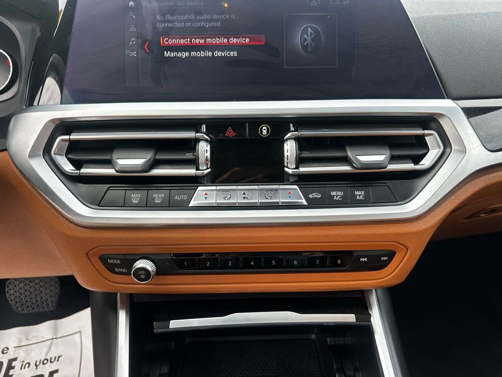 Used 2019 BMW 330i Sedan w/ Luxury Package image 18