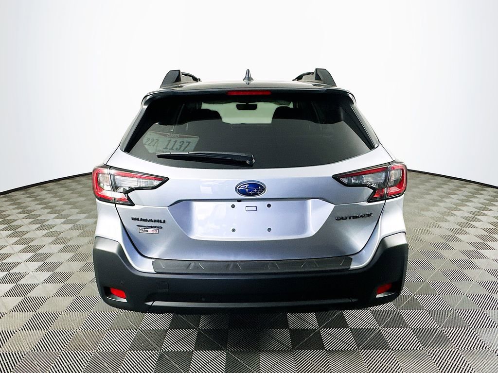 New 2025 Subaru Outback Onyx Edition image 8