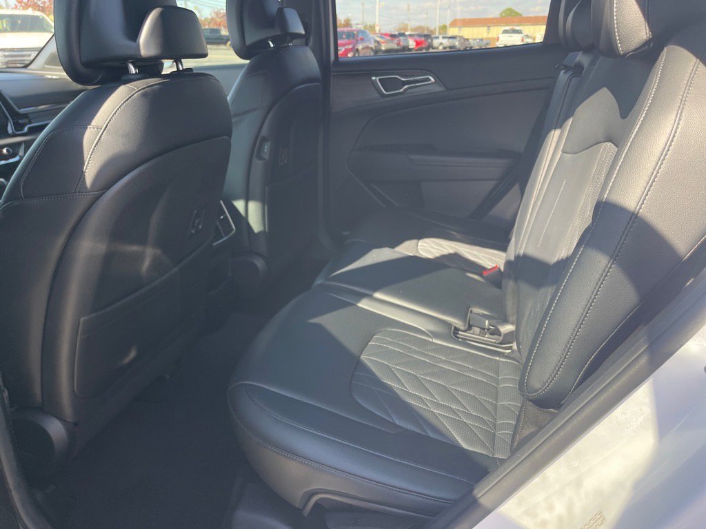 Used 2023 Kia Sportage X-Line image 11