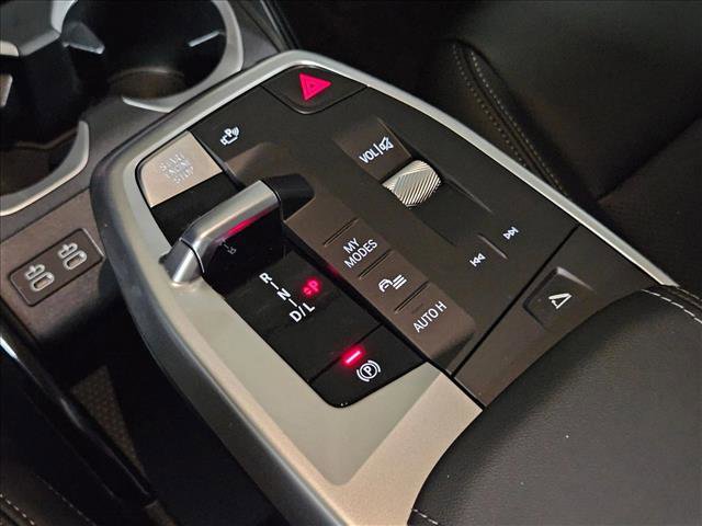 Used 2026 BMW X1 xDrive28i w/ Technology Package image 11