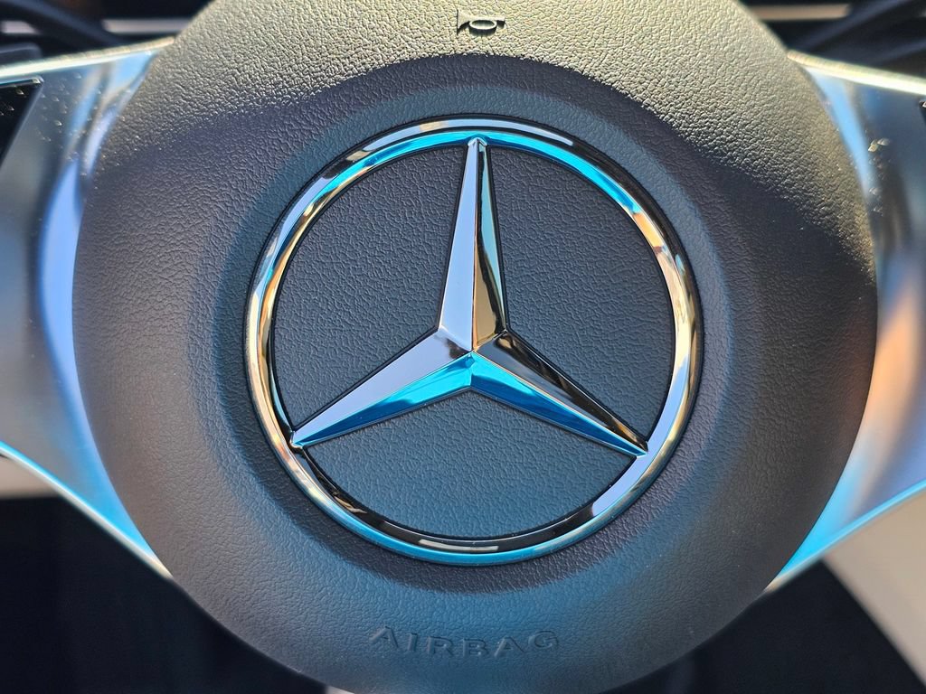 Used 2026 Mercedes-Benz GLC 300 image 22