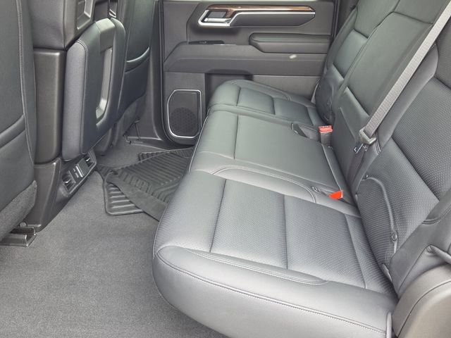 Used 2025 Chevrolet Silverado 2500 LT w/ Convenience Package image 13