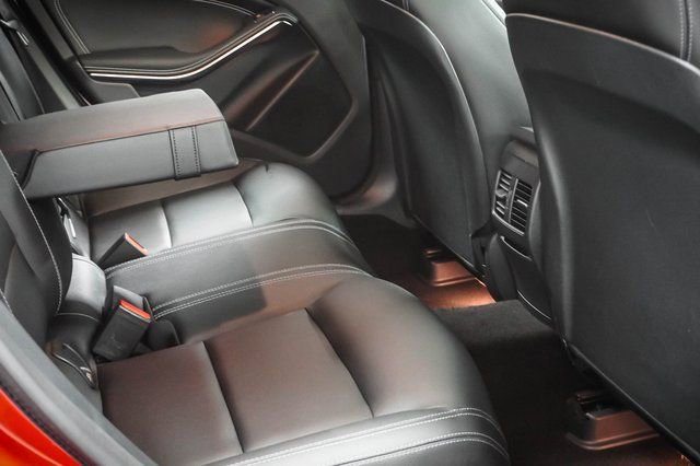 Used 2019 Mercedes-Benz CLA 250 4MATIC image 23