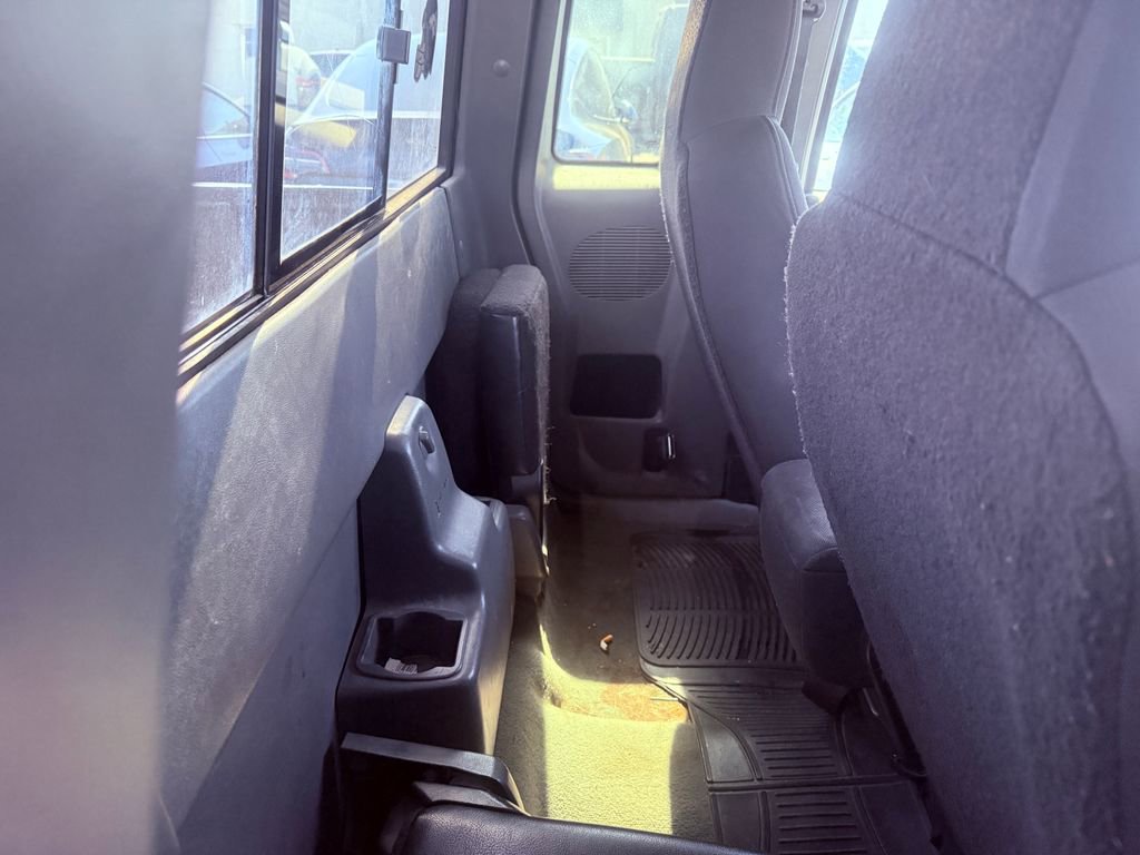 Used 2004 Ford Ranger XLT image 7