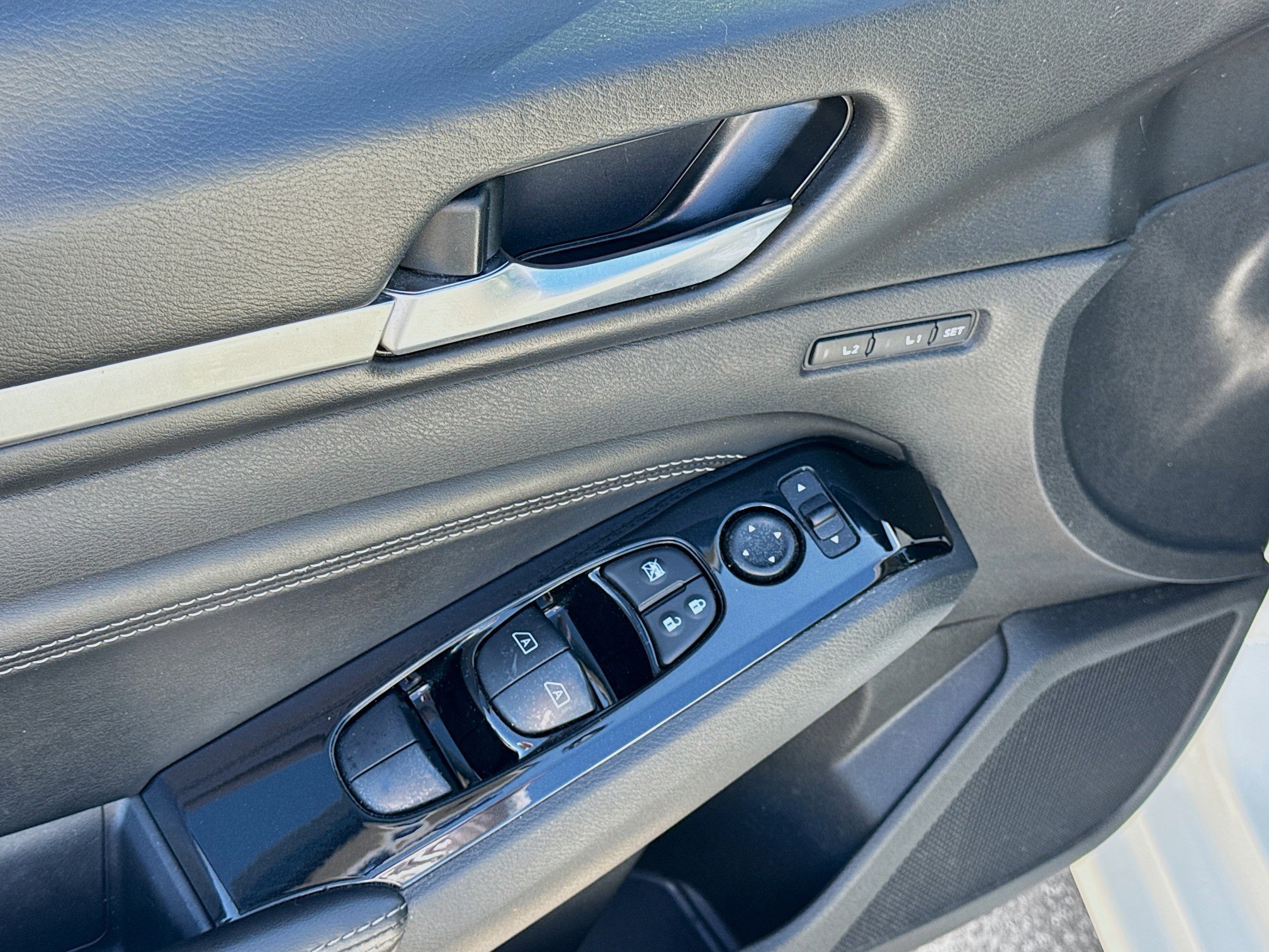 Used 2020 Nissan Altima 2.5 Platinum image 20