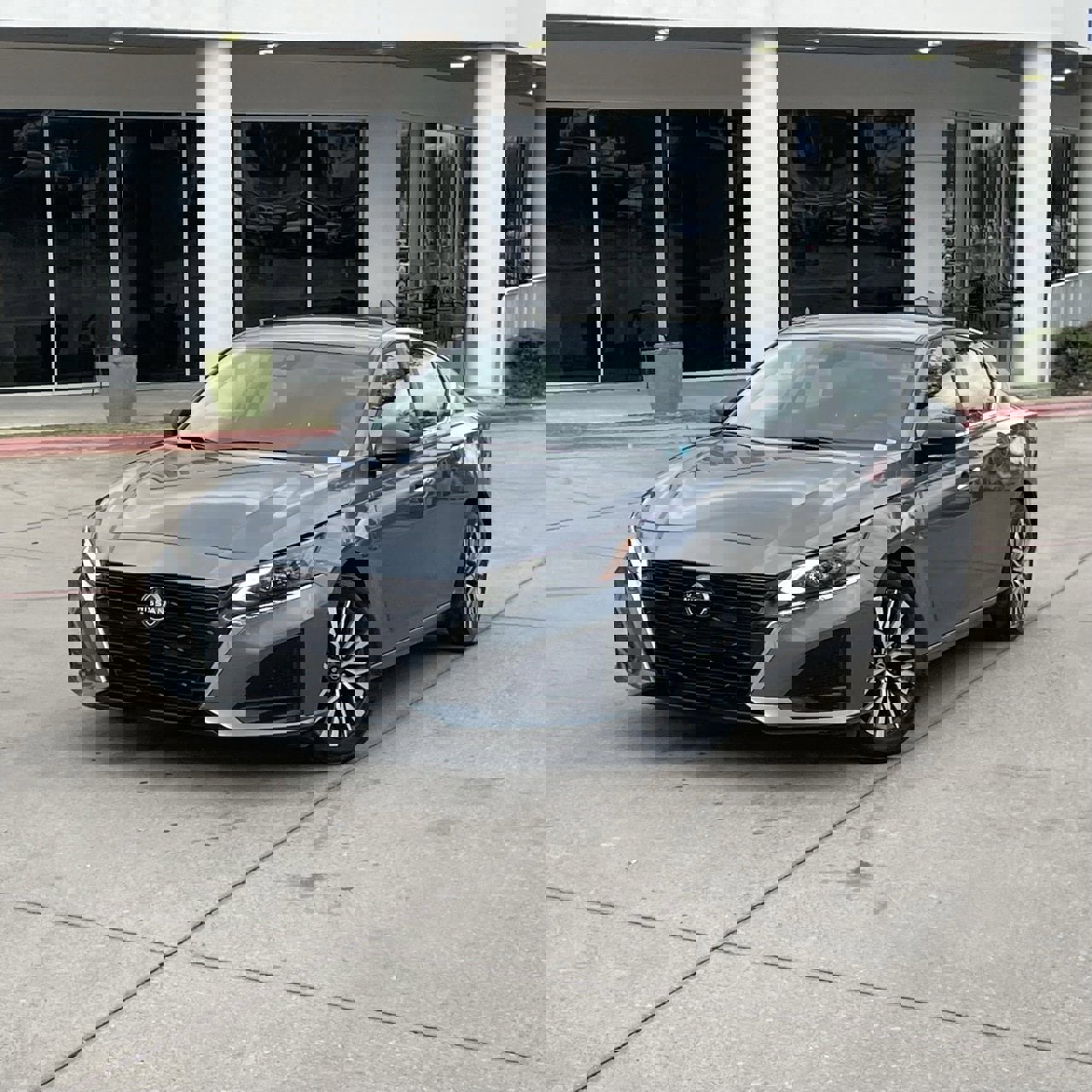 Used 2024 Nissan Altima 2.5 SV image 9