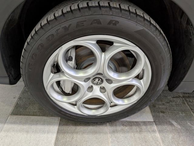 Used 2024 Alfa Romeo Tonale Sprint image 7