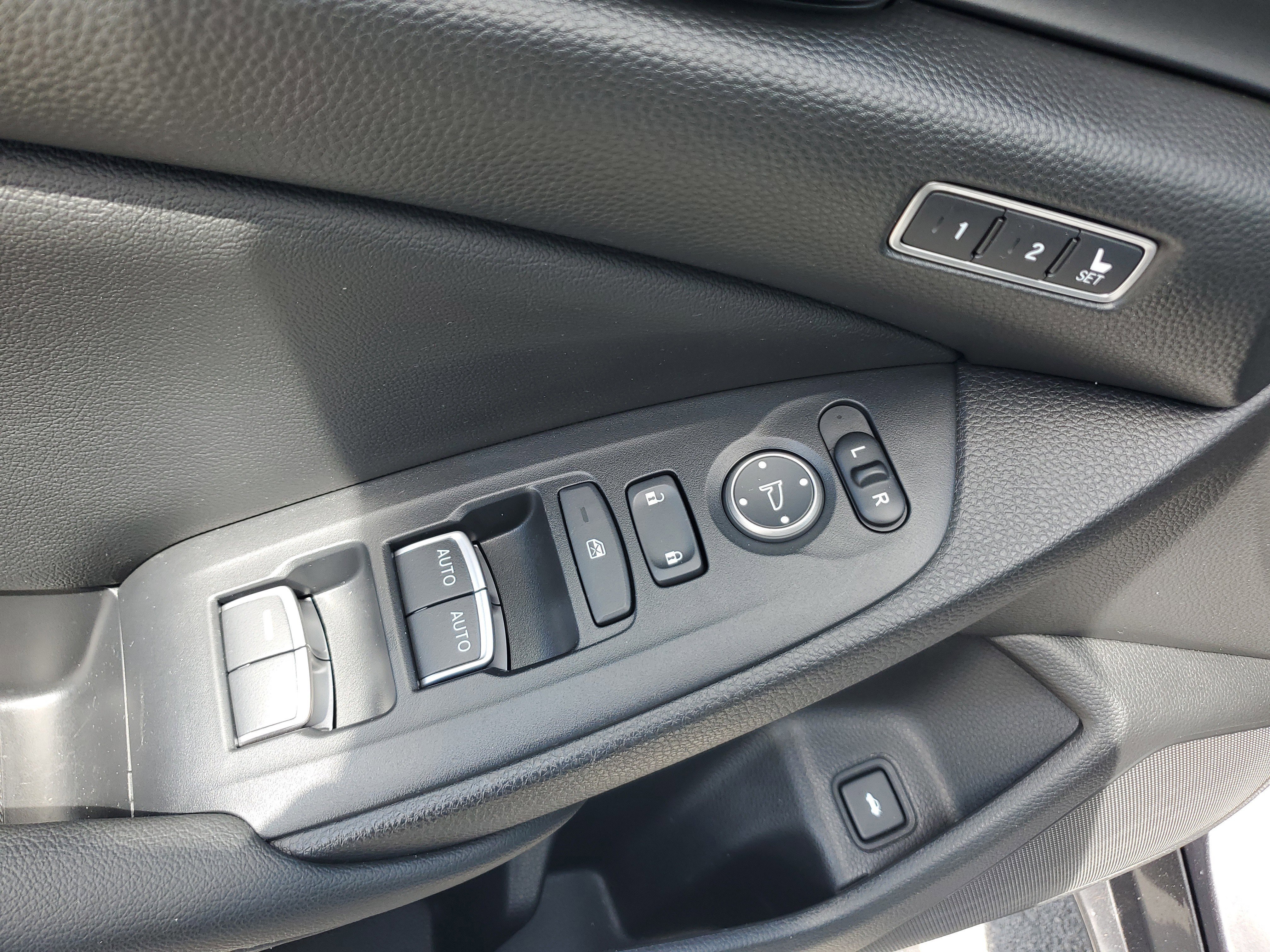 Used 2021 Honda Accord Touring image 27