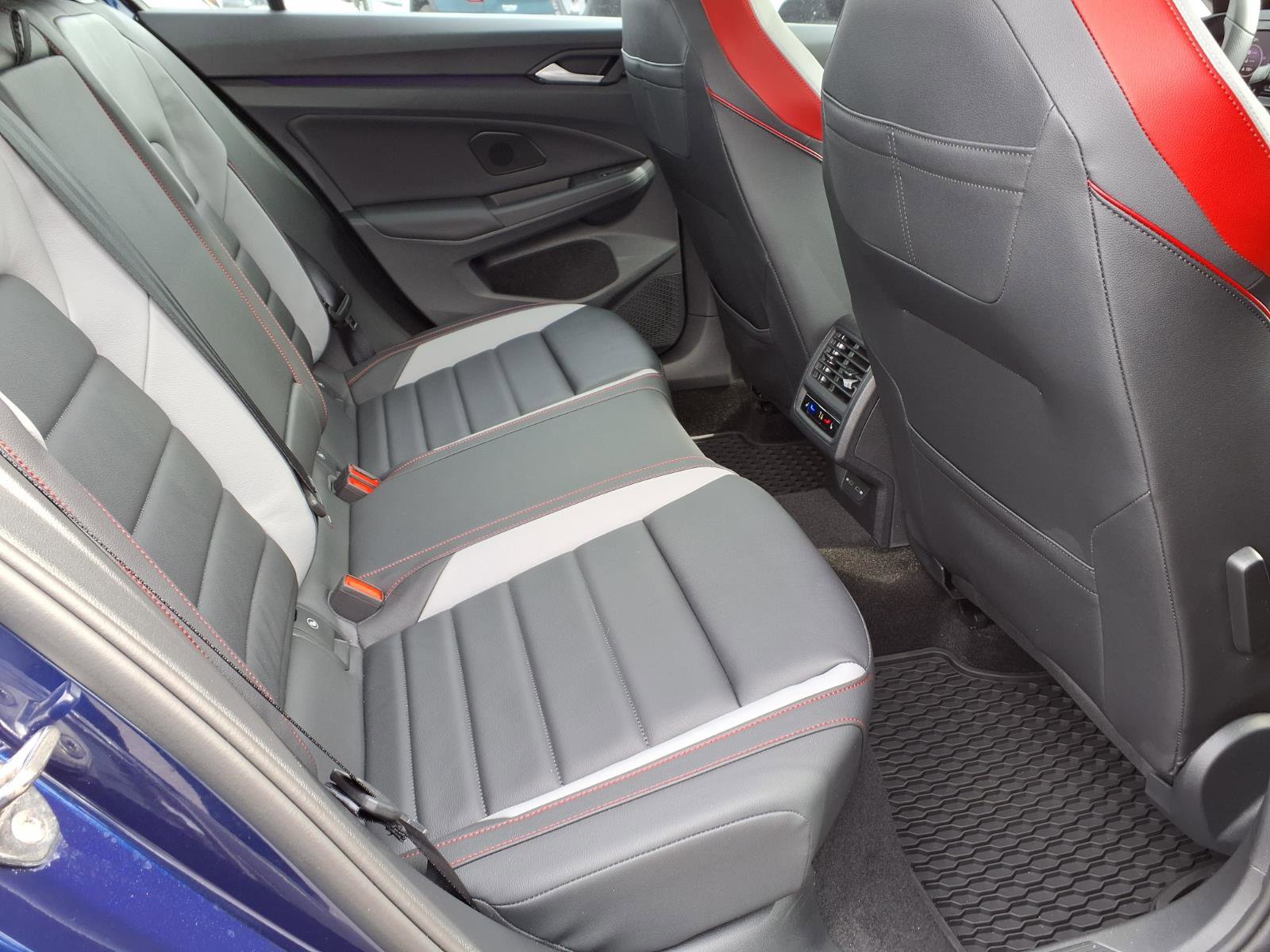 Used 2024 Volkswagen GTI Autobahn image 13