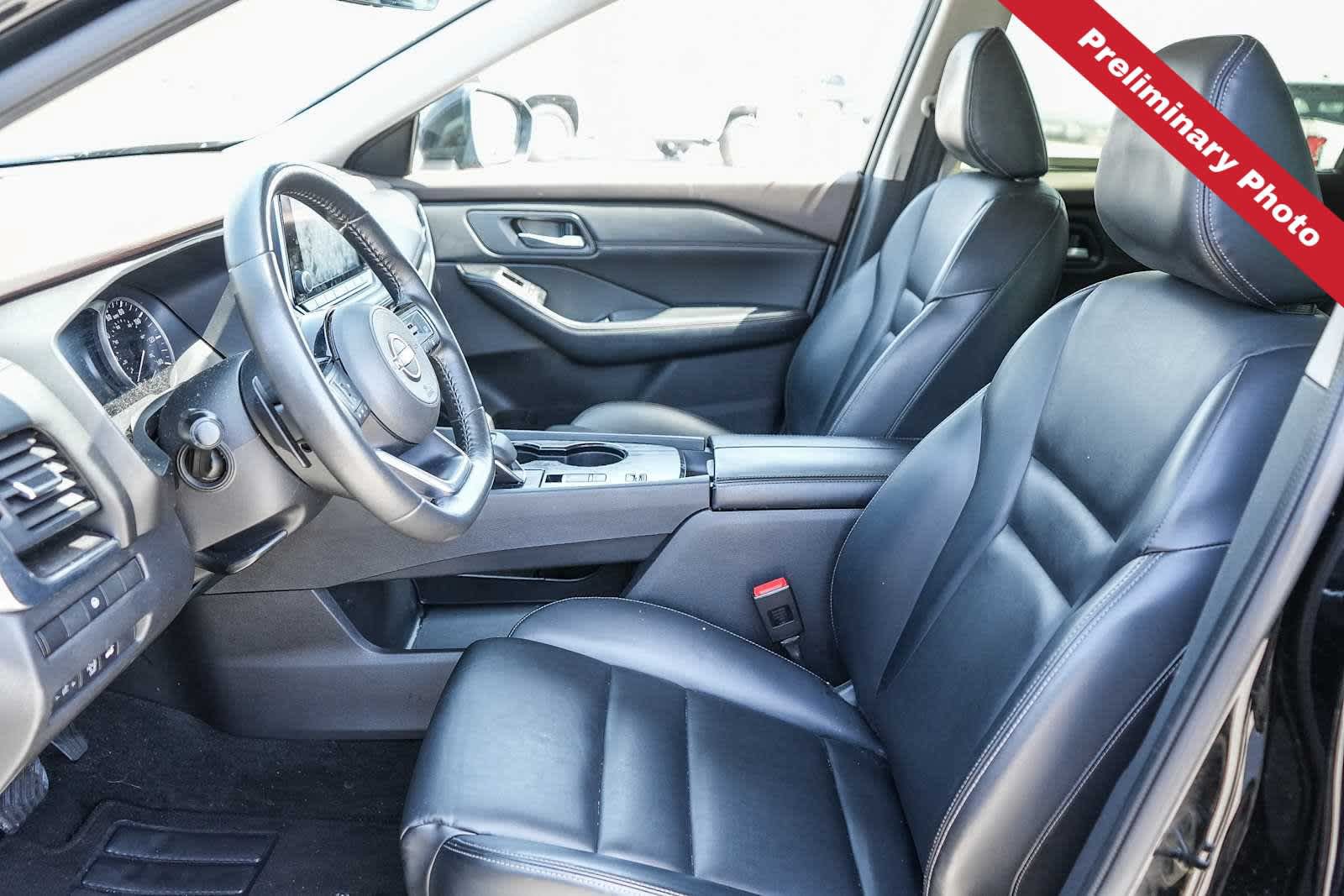 Used 2023 Nissan Rogue SV w/ SV Premium B Package FWD image 13