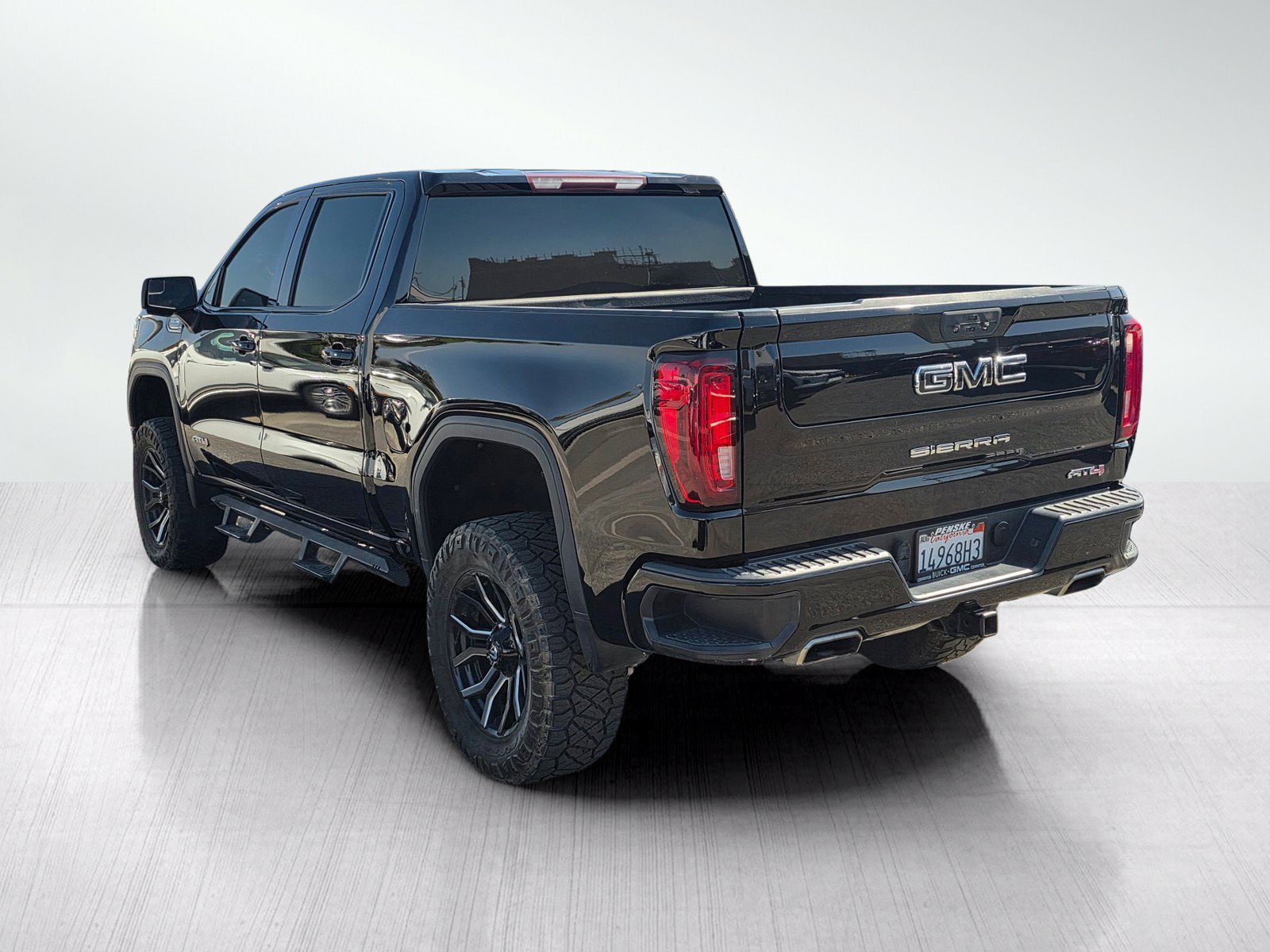 Used 2021 GMC Sierra 1500 AT4 AWD/4WD image 5