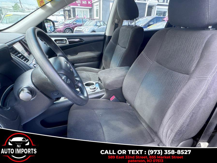 Used 2015 Nissan Pathfinder S image 11