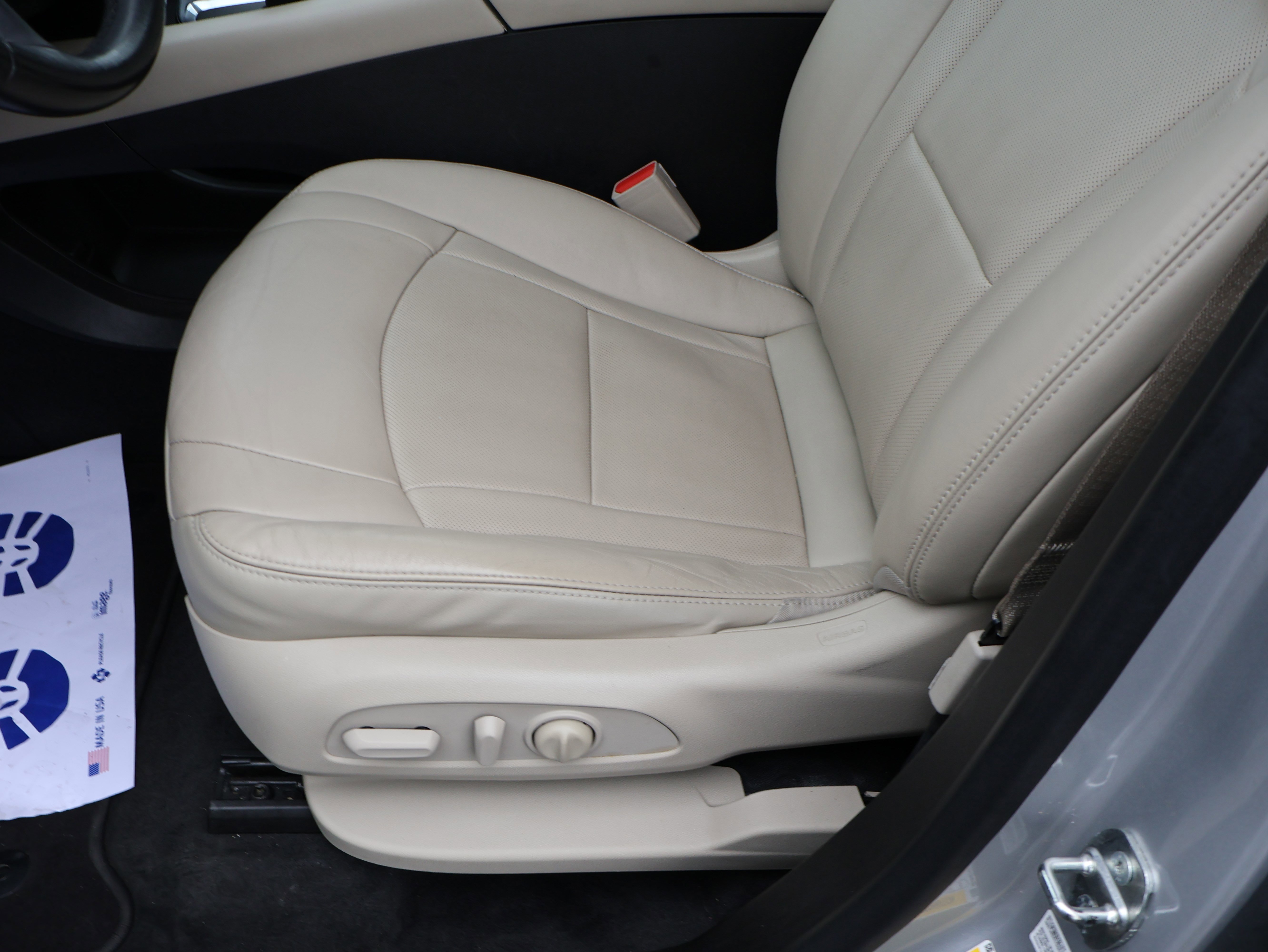 Used 2020 Buick Enclave Essence image 34