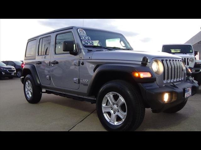 Used 2020 Jeep Wrangler Unlimited Sport w/ Cold Weather Group AWD/4WD image 2