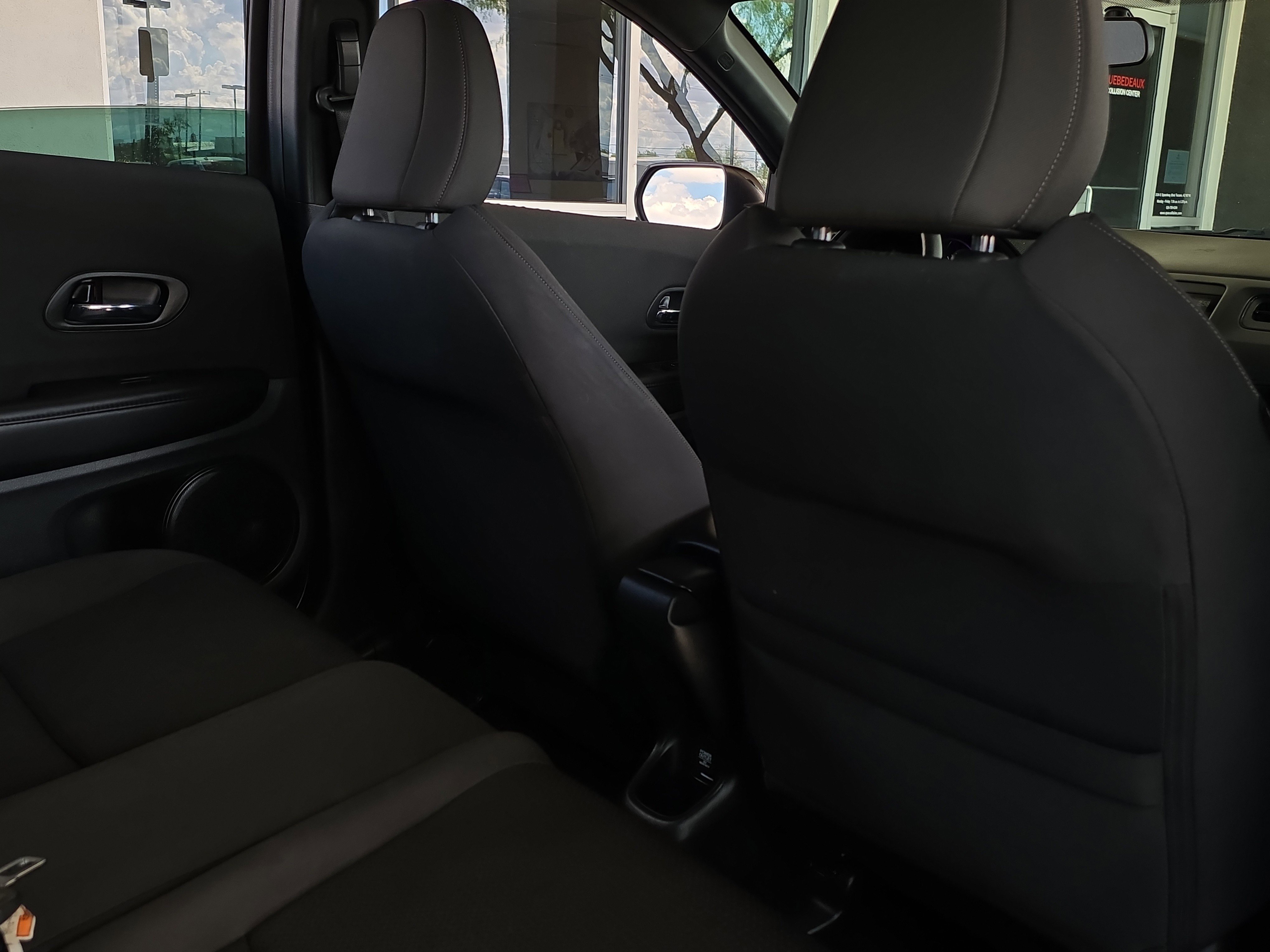 Used 2020 Honda HR-V Sport image 20