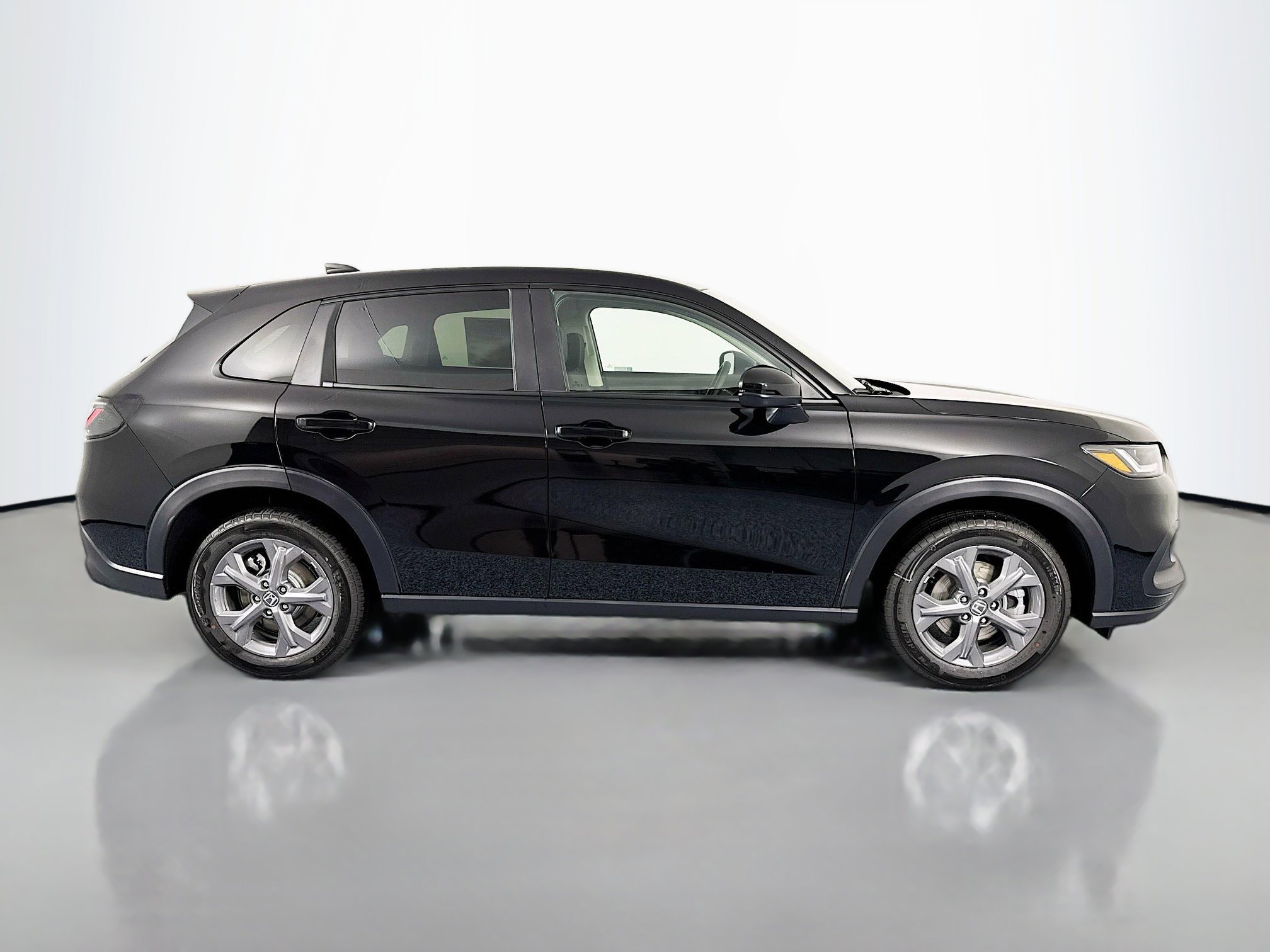 New 2026 Honda HR-V LX image 4