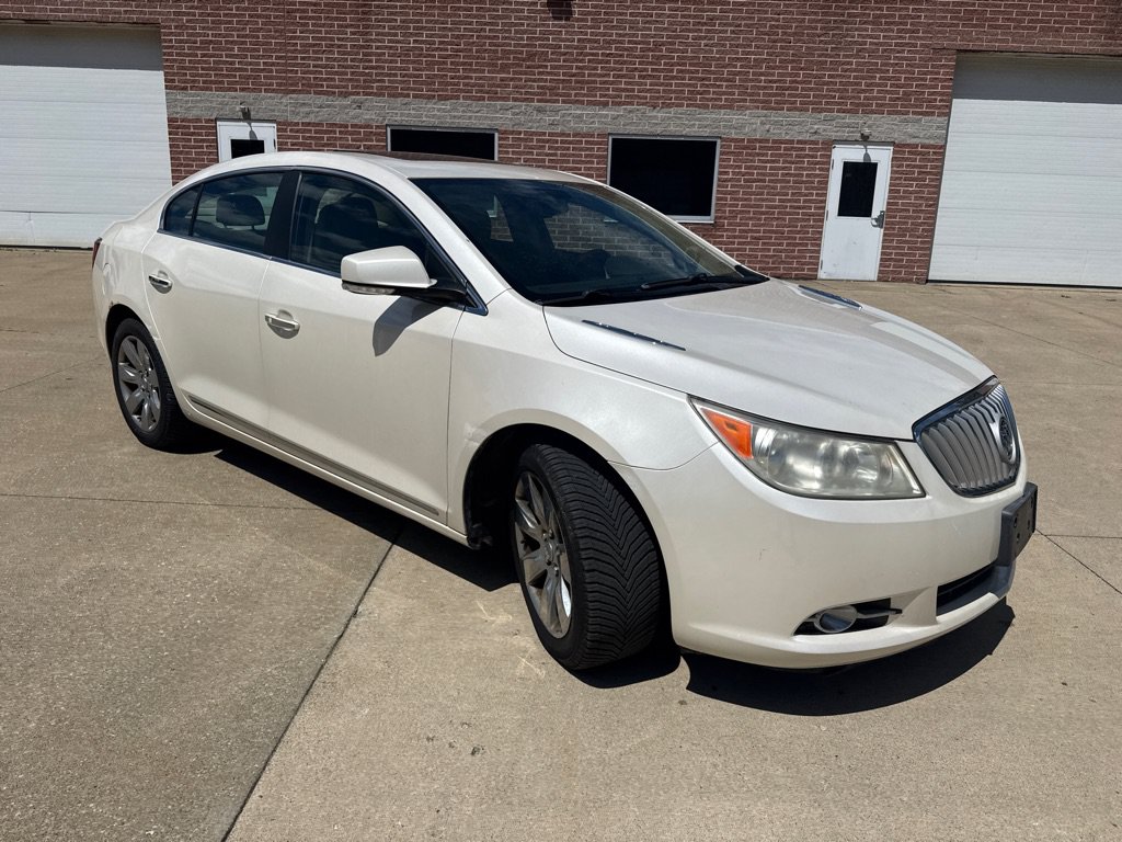 Used 2011 Buick LaCrosse CXS FWD image 3