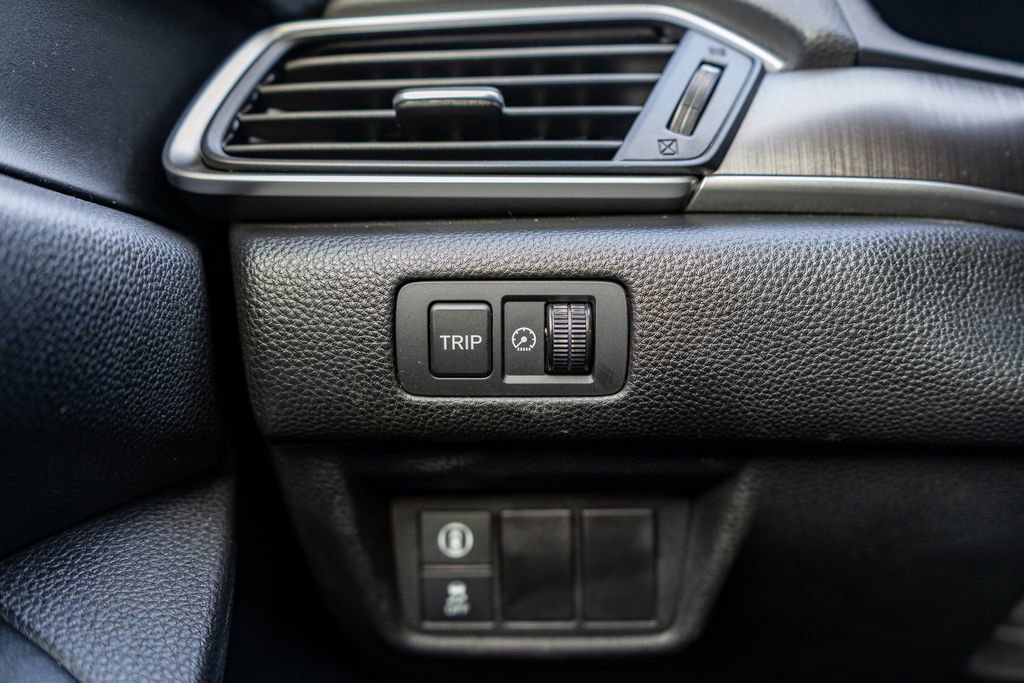 Used 2021 Honda Accord LX image 21