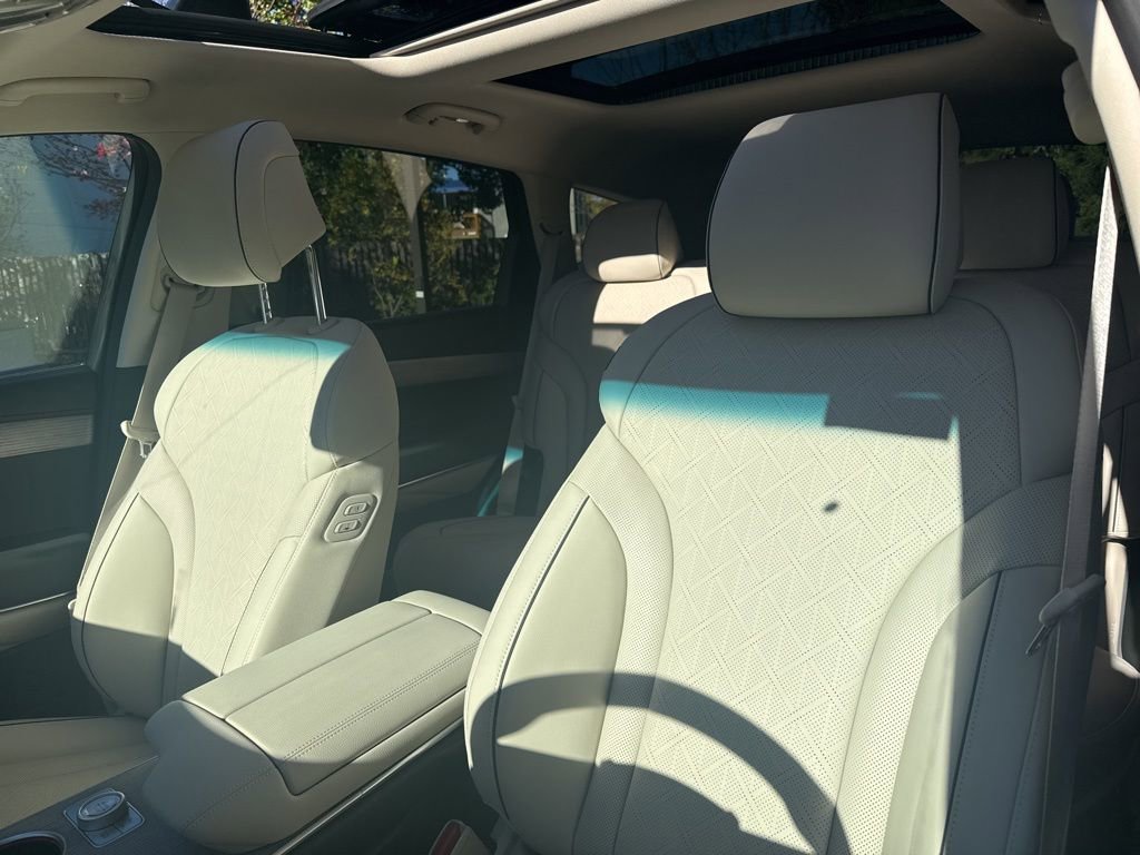 New 2026 Genesis GV80 2.5T Advanced image 13