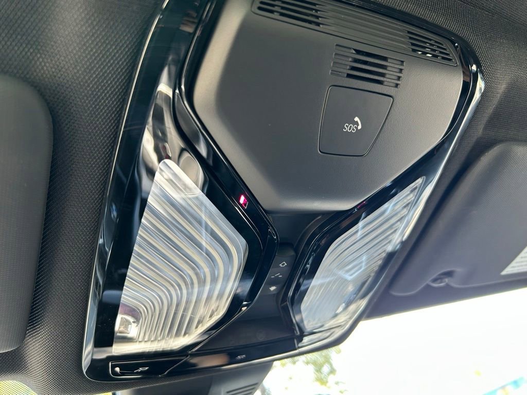 Used 2025 BMW 330i xDrive 330i xDrive image 26