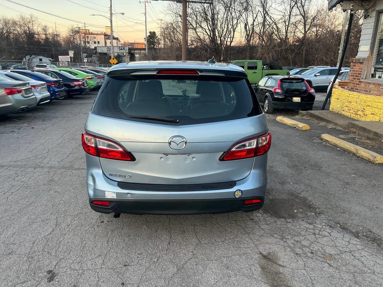 Used 2012 MAZDA MAZDA5 Grand Touring FWD image 4