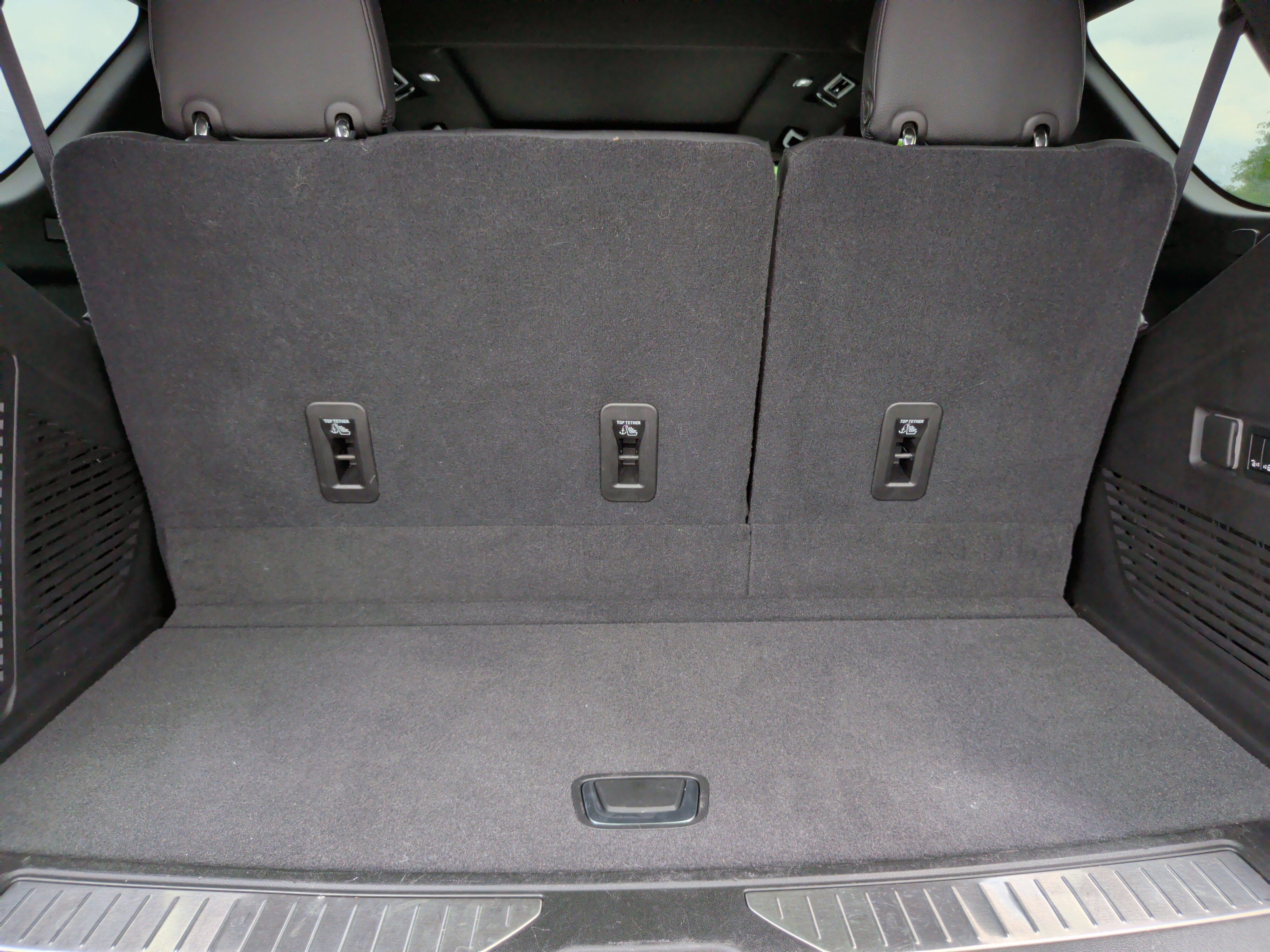 Used 2021 GMC Yukon Denali w/ Denali Premium Package image 42