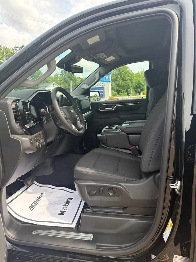 New 2026 Chevrolet Silverado 1500 LT AWD/4WD image 12