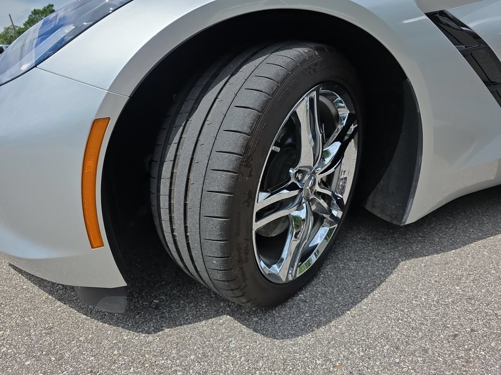 Used 2017 Chevrolet Corvette Stingray Coupe w/ 2LT Preferred Equipment Group RWD image 26