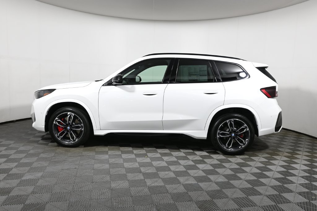 New 2027 BMW X1 xDrive28i AWD/4WD image 2