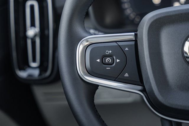 New 2026 Volvo XC40 B4 Plus w/ Protection Package Premier image 30